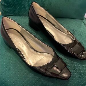 Liz Claiborne black patent leather flat